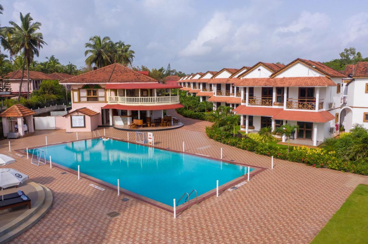 Nanu Beach Resort & Spa Betalbatim Bagian luar foto