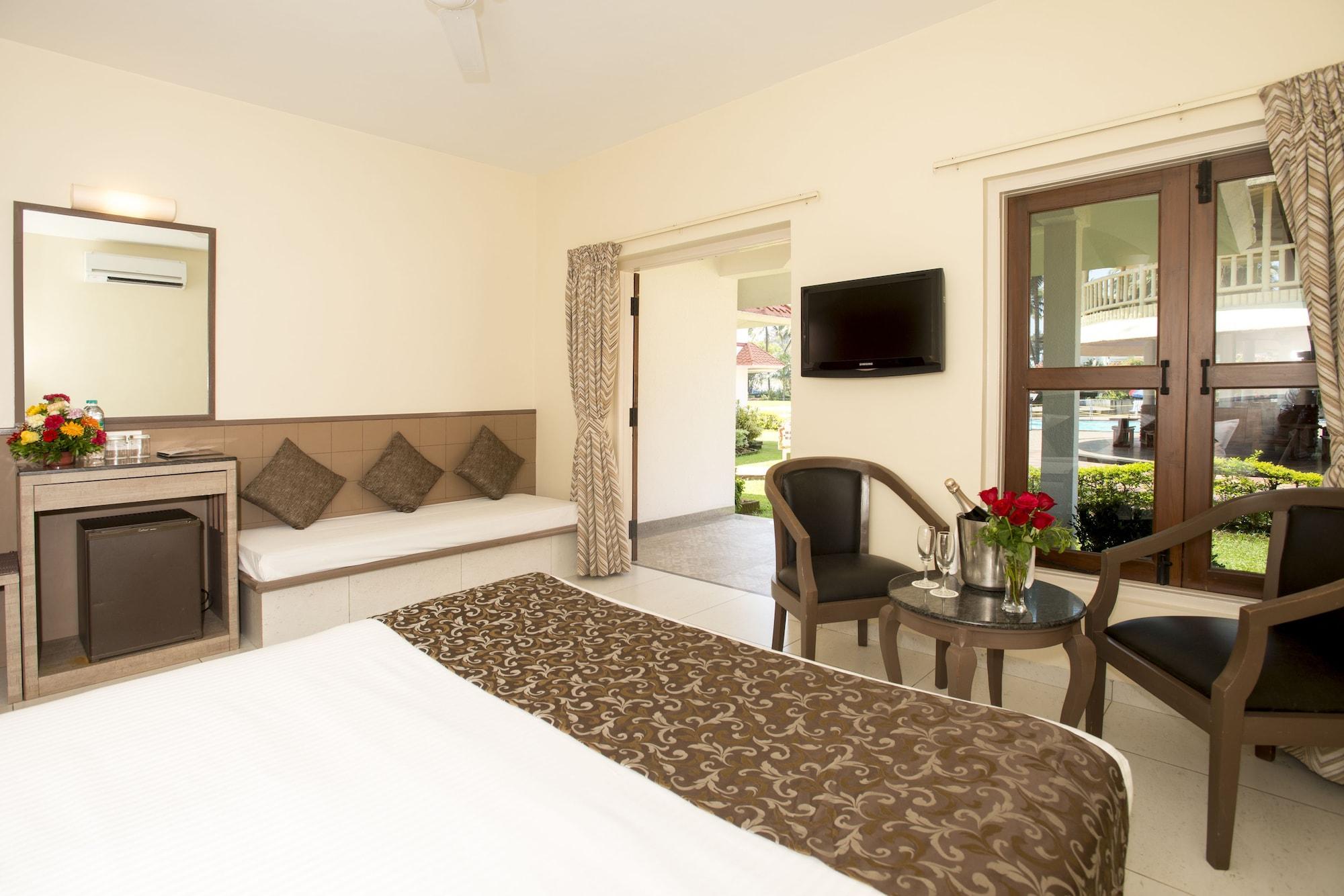 Nanu Beach Resort & Spa Betalbatim Bagian luar foto
