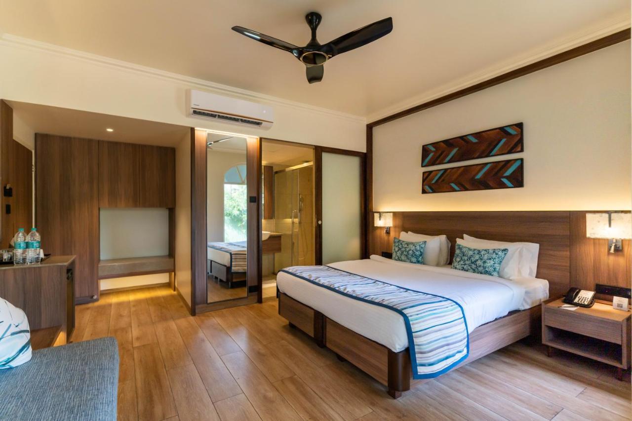 Nanu Beach Resort & Spa Betalbatim Bagian luar foto