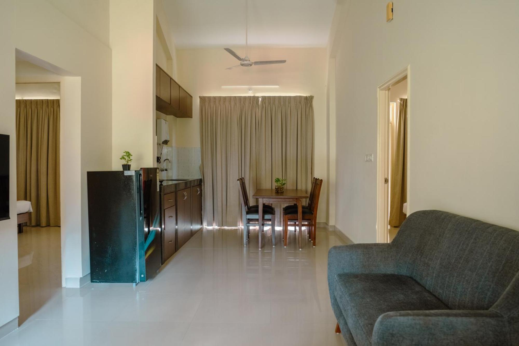 Nanu Beach Resort & Spa Betalbatim Bagian luar foto