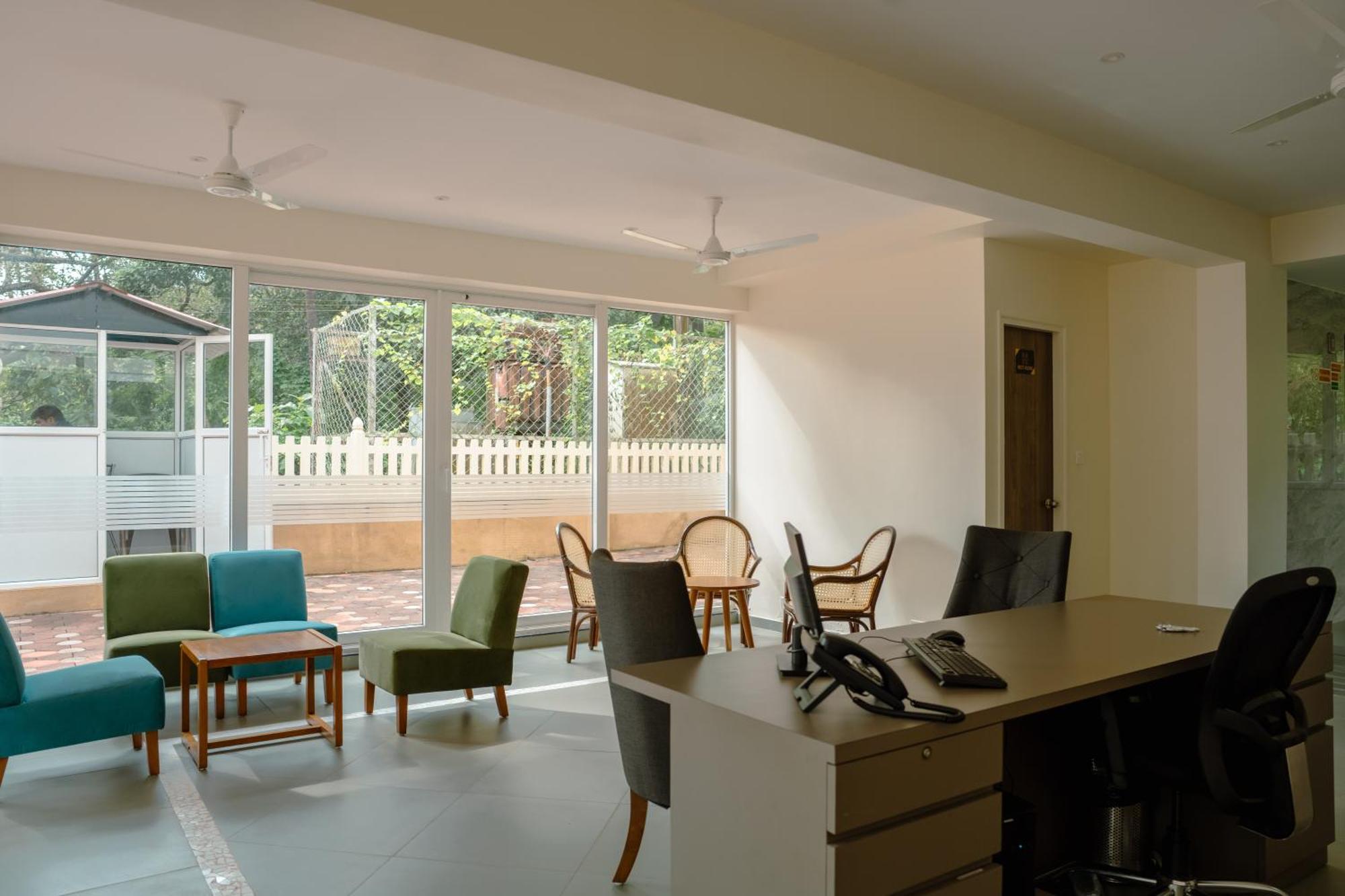 Nanu Beach Resort & Spa Betalbatim Bagian luar foto