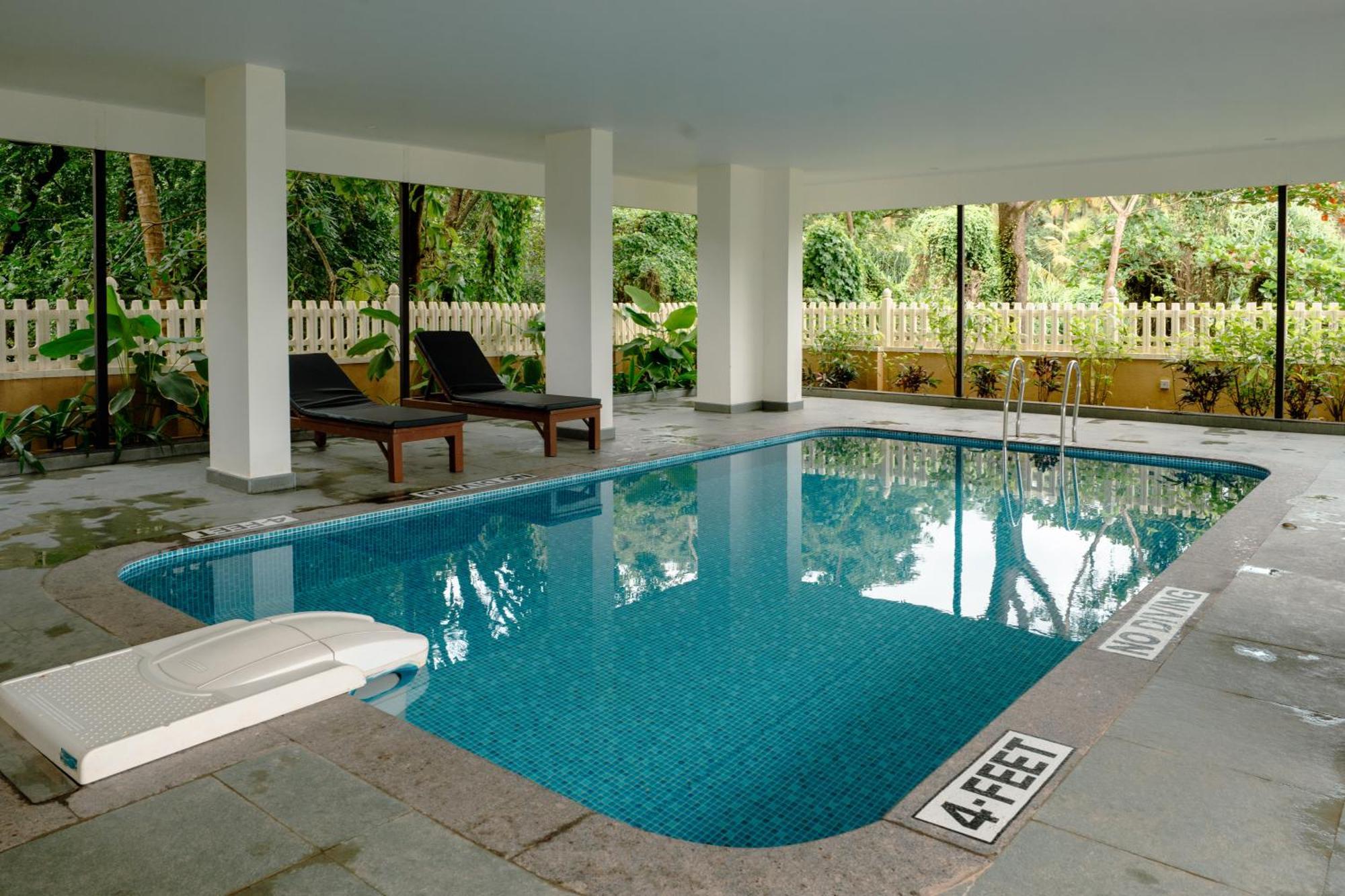 Nanu Beach Resort & Spa Betalbatim Bagian luar foto